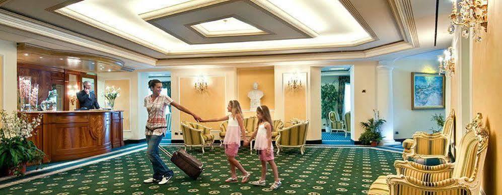 Carl & Do Hotel Baveno Exterior photo